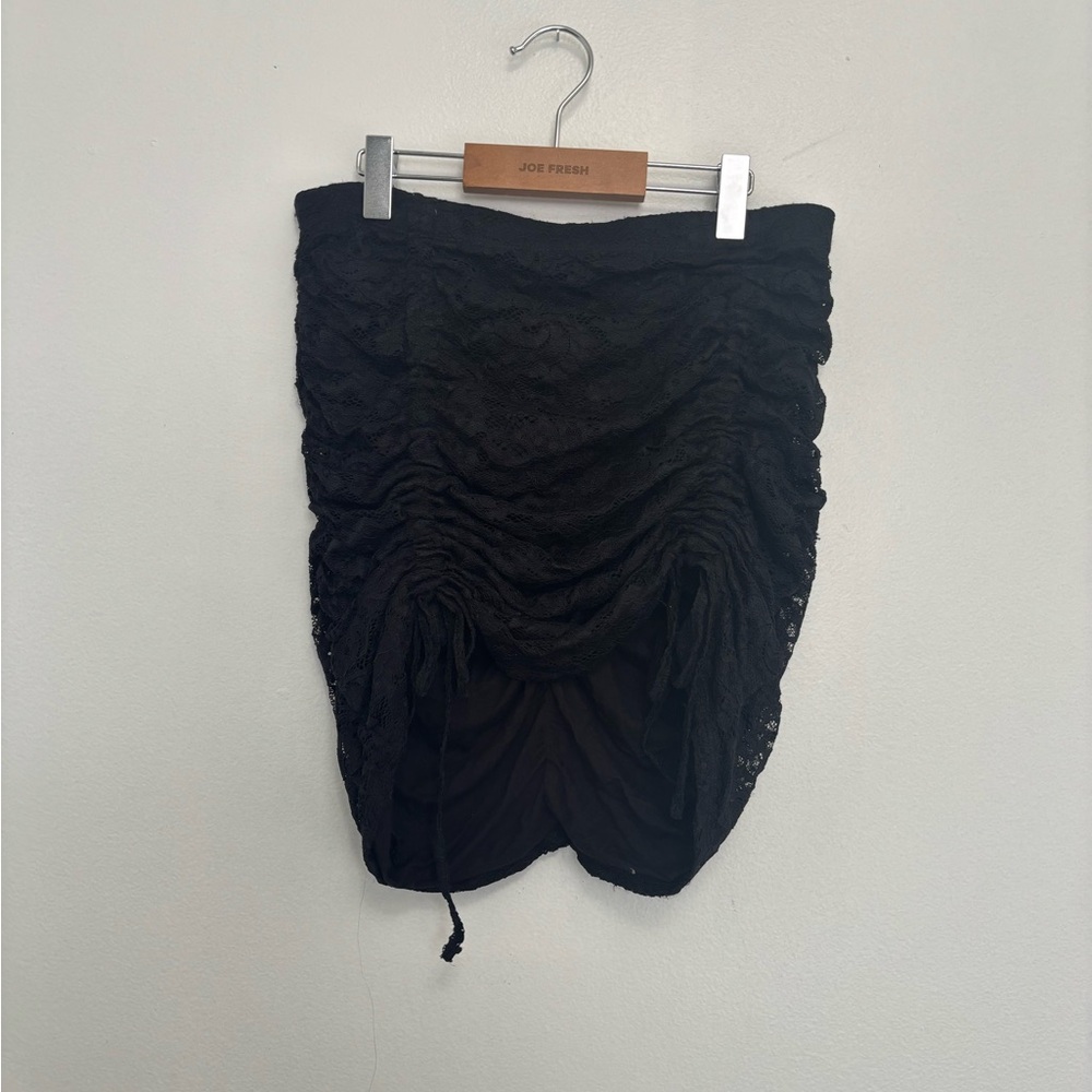 ⭐️3 for $30⭐️ Garage Black Ruched Lace Skirt